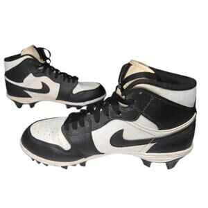 Jordan 1 TD Cleat 2023 Mid Black White Football Cleat FJ6805-100 Size 8.5 Men